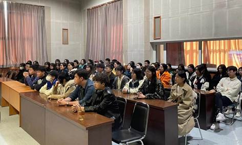 说明: 24f30a99d0a67640d599b07f399b3ad